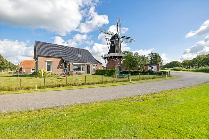 Photo 2 of Loosterweg 2