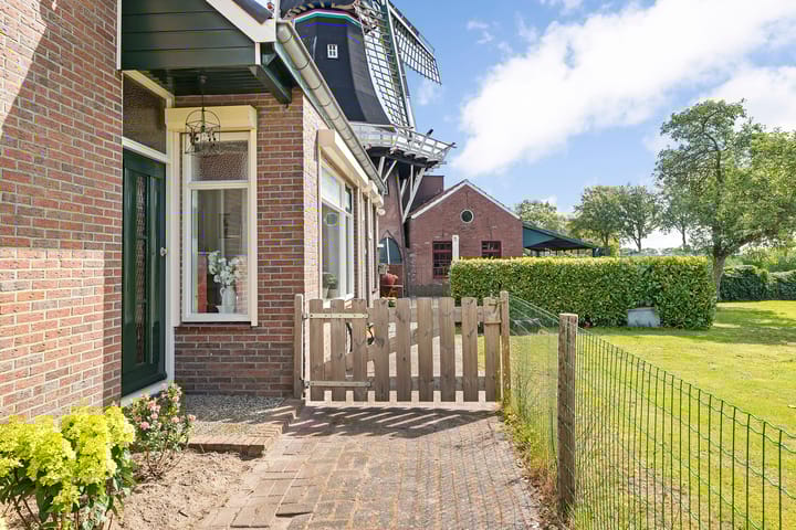 Photo 7 of Loosterweg 2