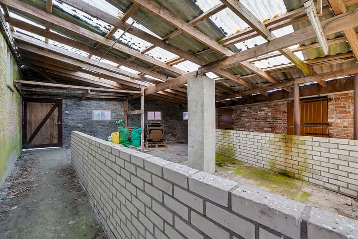 Photo 36 of Loosterweg 2