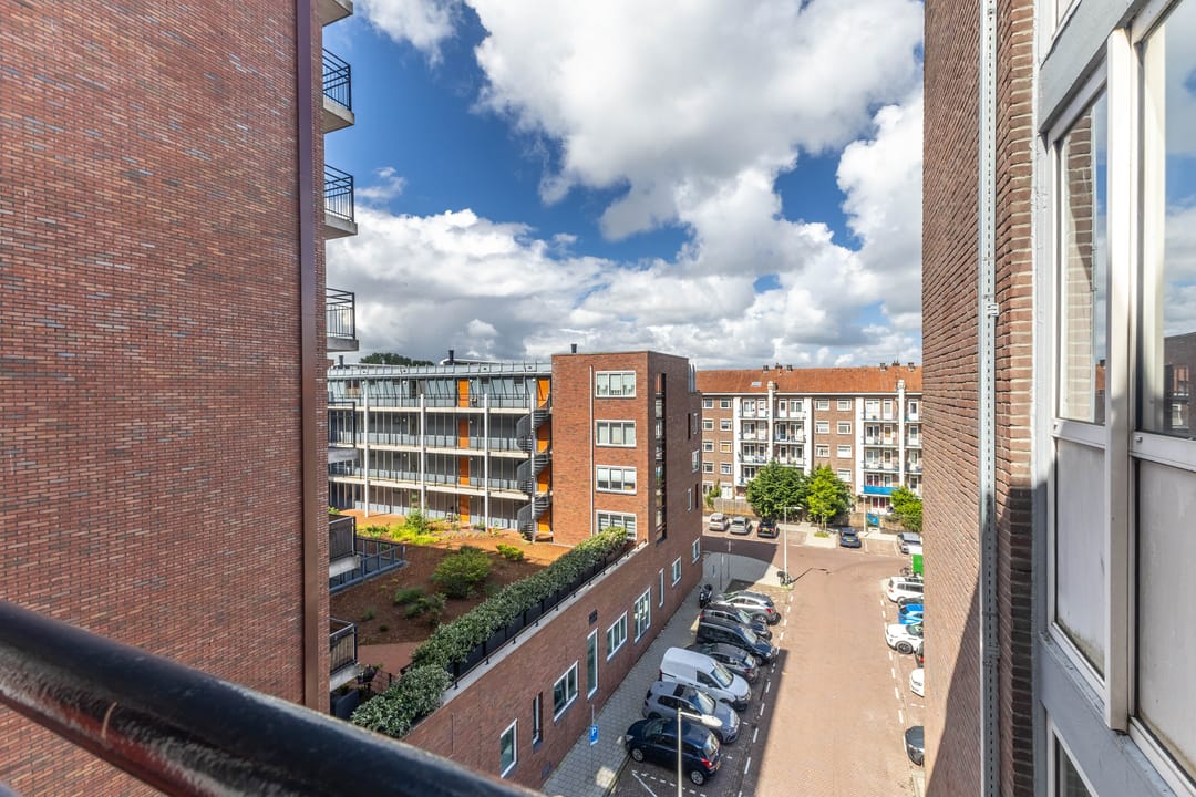 Foto 26 van Cornelis van Vollenhovenstraat 38