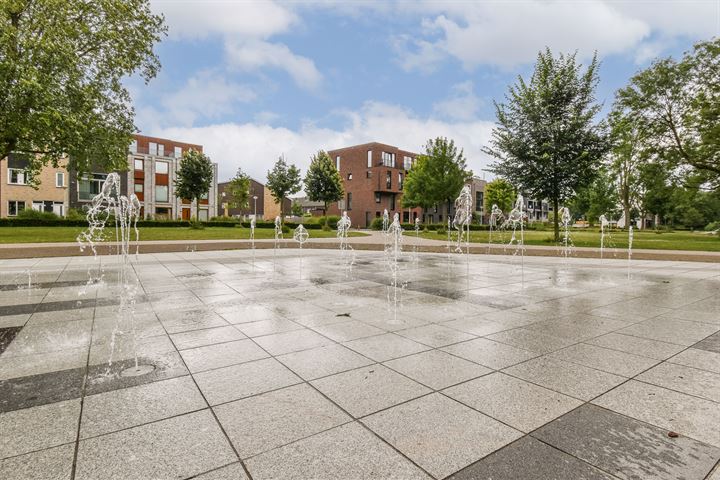 Bekijk foto 39 van Koopvaardersplantsoen 49-B