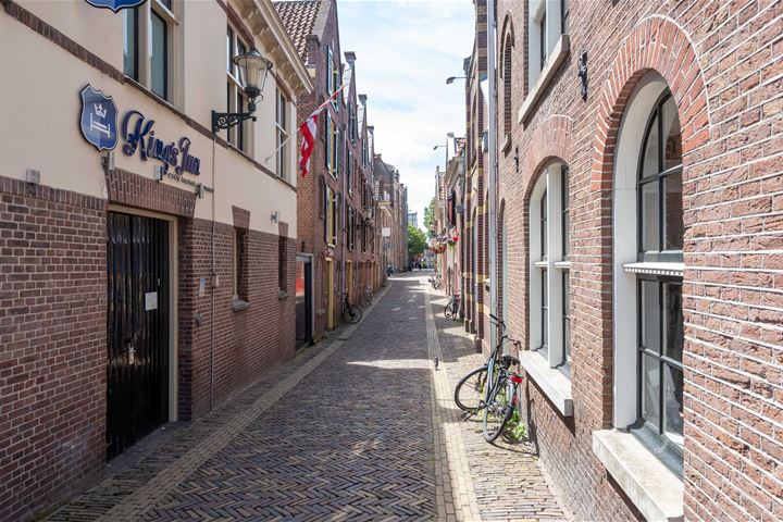 Bekijk foto 49 van Pieterstraat 9