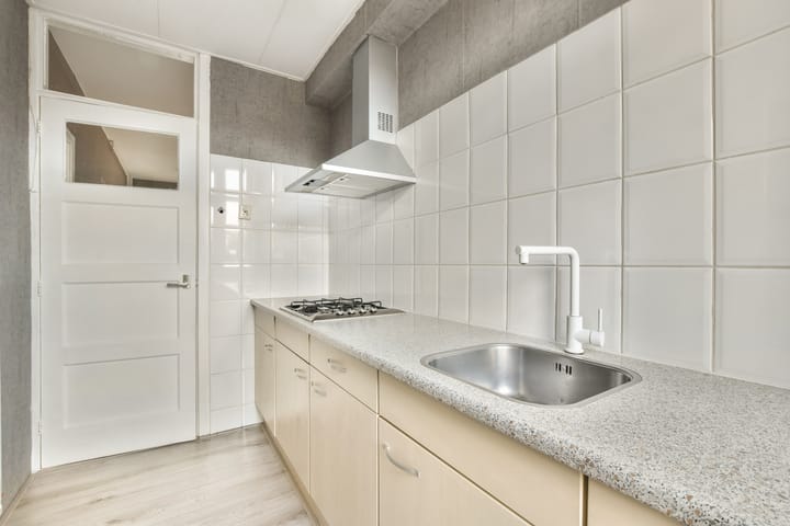 Foto 15 van Watervlietstraat 41