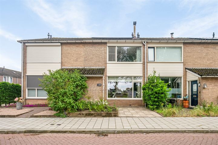 Bekijk foto 30 van Esdoornstraat 69