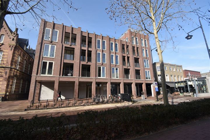 View photo 1 of Zuid Koninginnewal 53