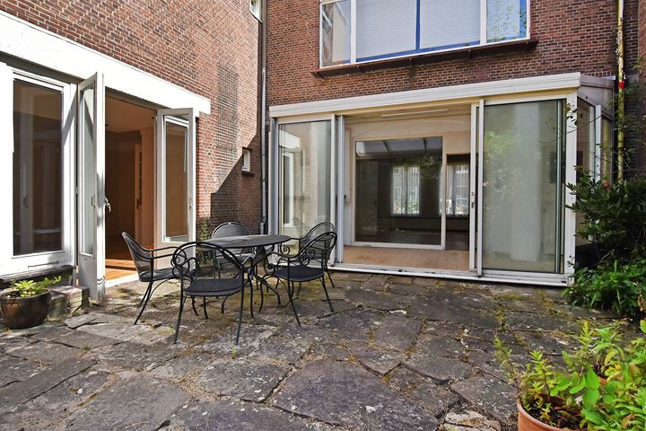 Bekijk foto 19 van Van Beuningenstraat 20