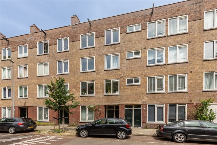 Bekijk foto 4 van Lutmastraat 39-3