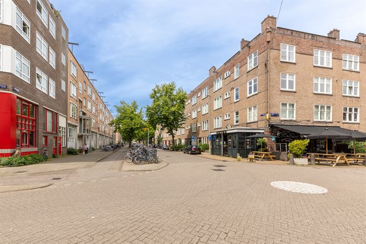 Bekijk foto 39 van Lutmastraat 39-3