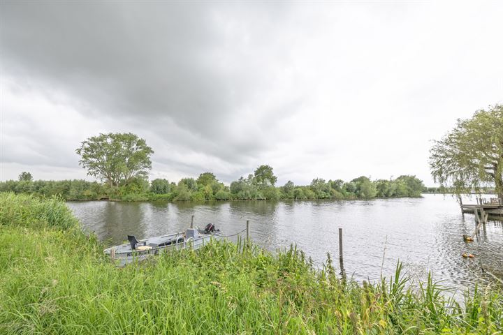 Bekijk foto 23 van Overmeerseweg 89