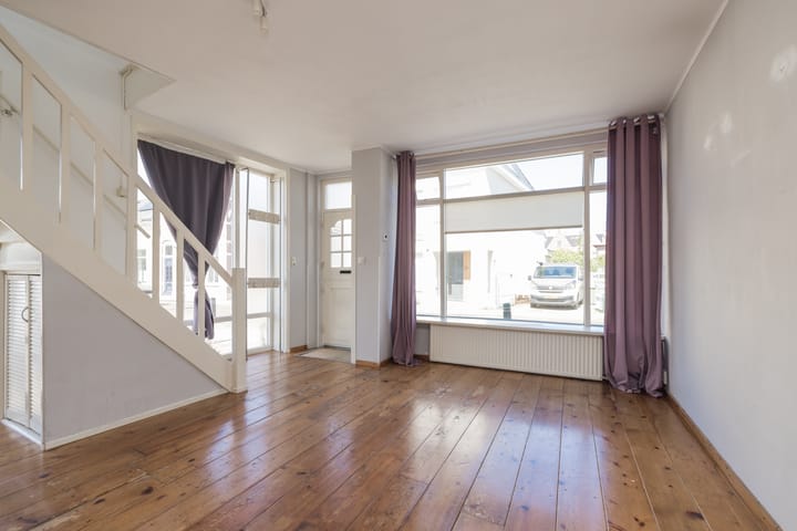 Photo 7 of Bronckhorststraat 40