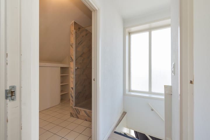 Photo 13 of Bronckhorststraat 40