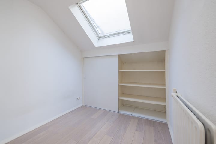 Photo 20 of Bronckhorststraat 40