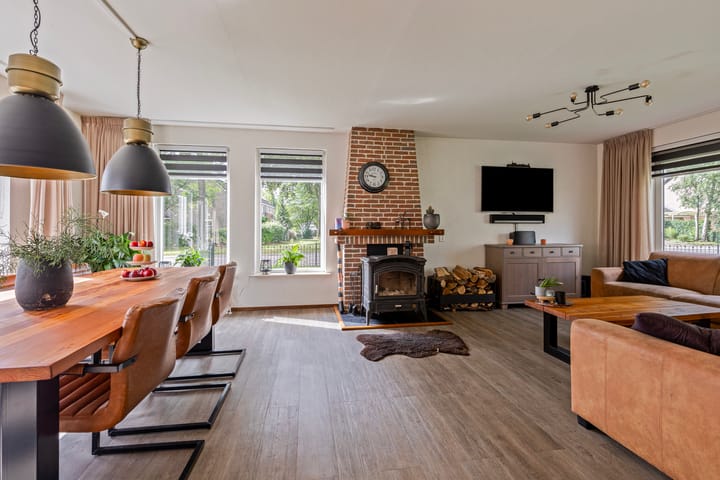 Foto 8 van Weverslaan 42