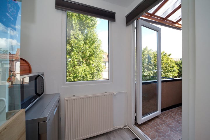 Foto 4 van Röntgenstraat 28-C