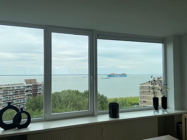 Foto 11 van Fahrenheitlaan 520-C