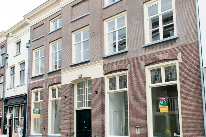 Bekijk foto 1 van Lange Hofstraat 16-B