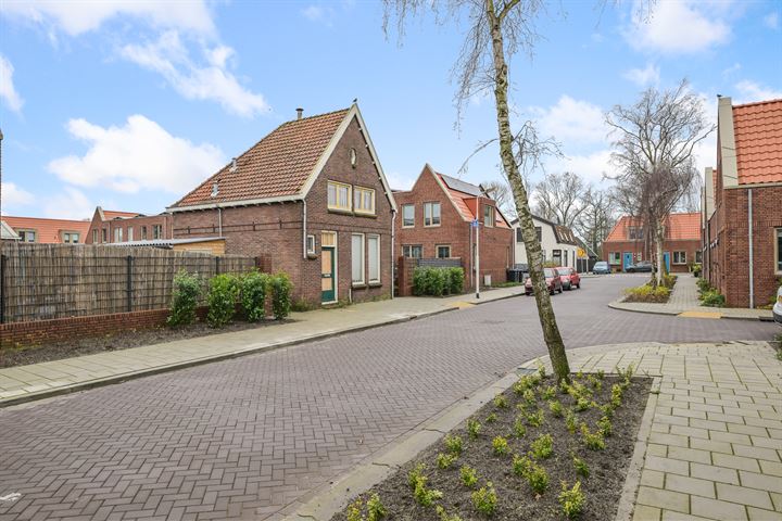 Bekijk foto 2 van Klaas Katerstraat 6