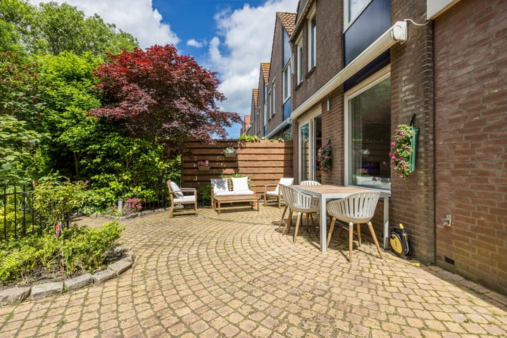 View photo 4 of Duke Ellingtonstraat 62