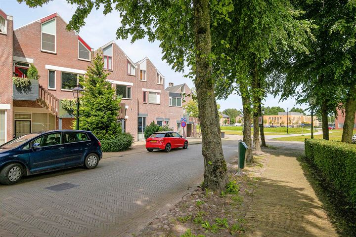 Bekijk foto 2 van Kerkstraat 31