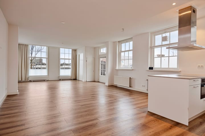 Foto 15 van Buiten Walevest 15-A