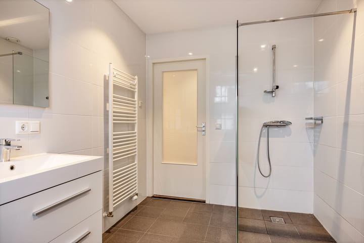 Foto 22 van Buiten Walevest 15-A