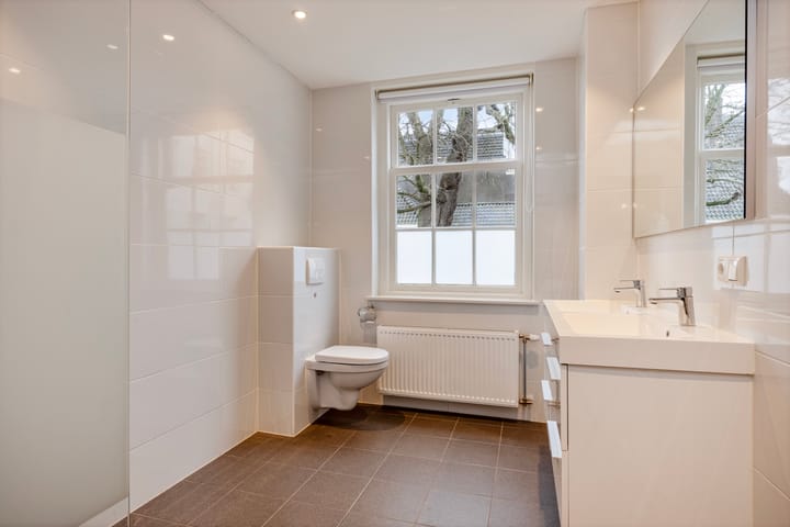 Foto 23 van Buiten Walevest 15-A