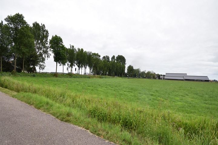 View photo 52 of Middenweg 71-B