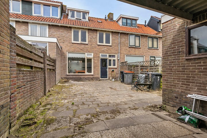 Bekijk foto 33 van Margrietstraat 8