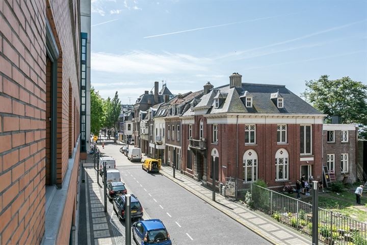 Bekijk foto 4 van Honigmannstraat 72