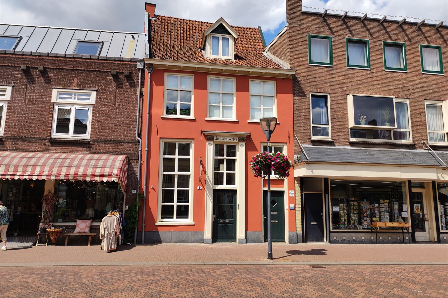 View photo 1 of Laarstraat 59