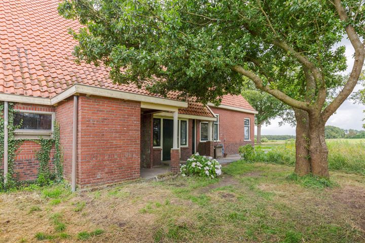 View photo 32 of Wolvegasterweg 64