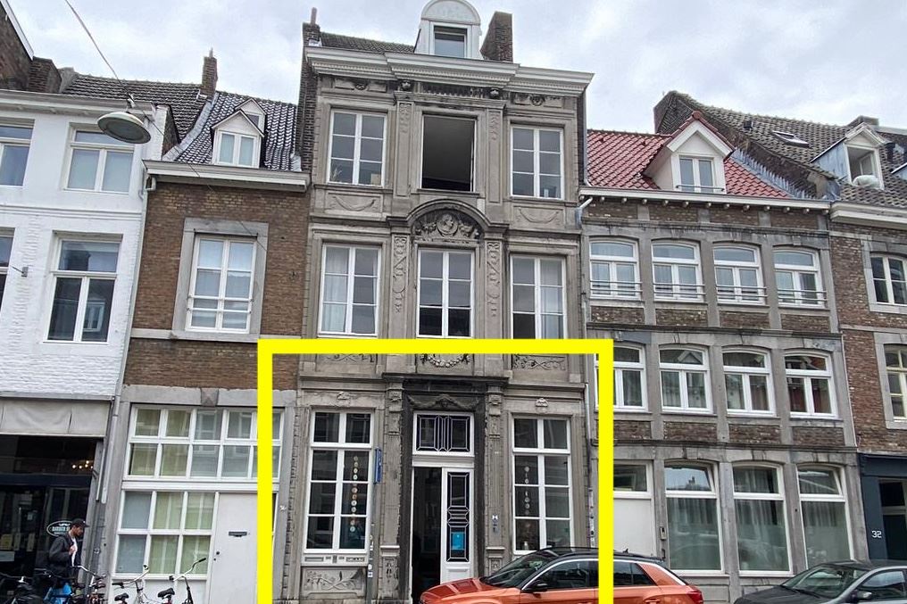 View photo 2 of Hoogbrugstraat 36