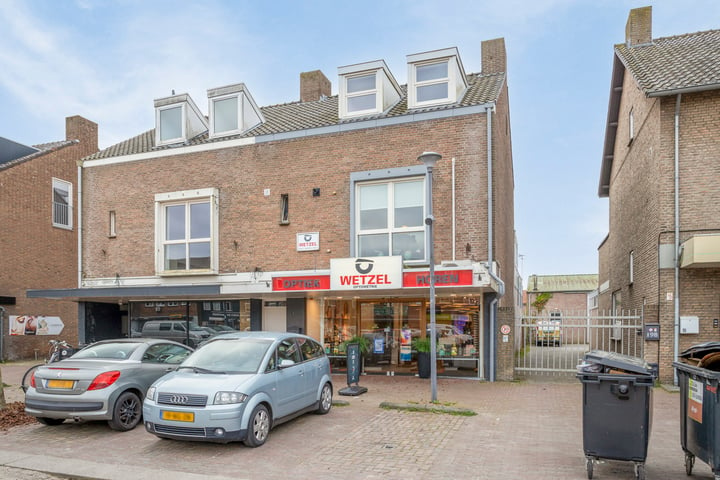 Piet van Thielplein 17, Beek en Donk