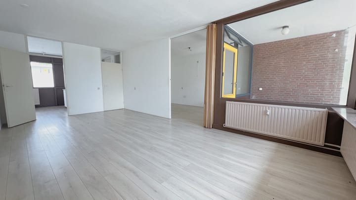 Foto 2 van Rivierenplein 100