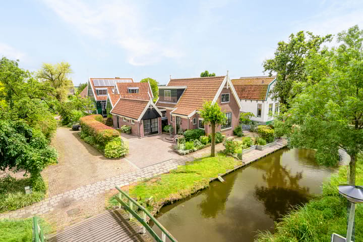 Photo 38 of Weiver 10