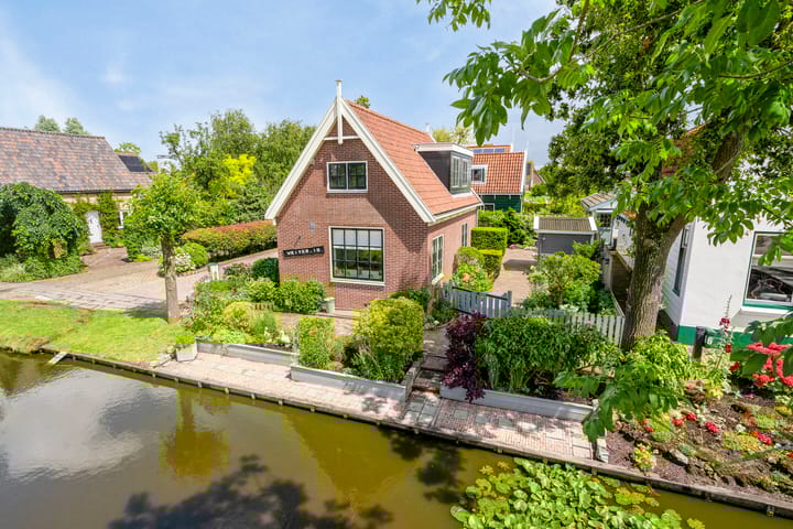 Photo 44 of Weiver 10