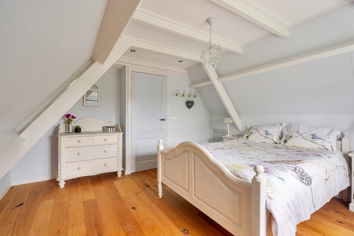 Photo 23 of Weiver 10