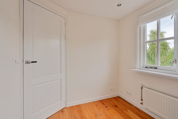 Photo 27 of Weiver 10