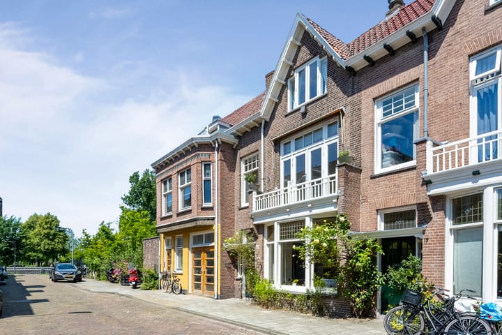 Photo 67 of Leeghwaterstraat 15