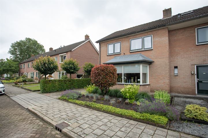 Bekijk foto 48 van Asterstraat 28