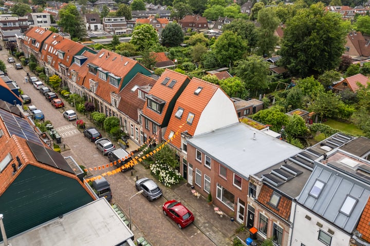 Bekijk foto 32 van Verhoevenstraat 47