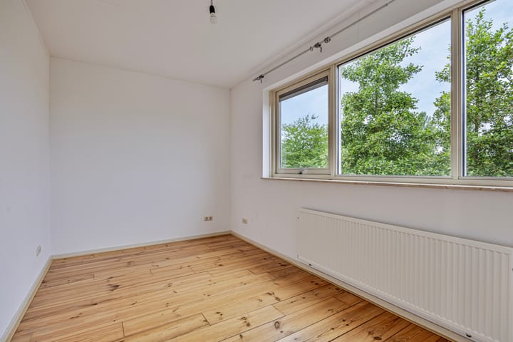 Foto 18 van John Grosmanstraat 6