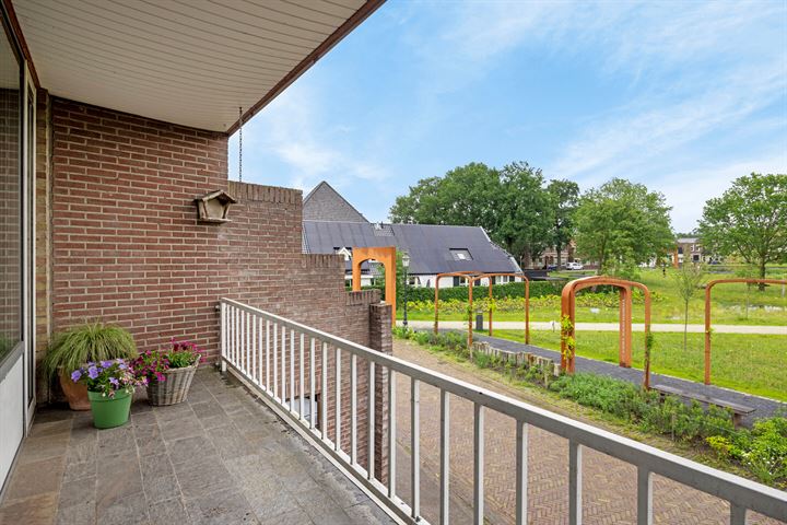 Bekijk foto 15 van Weeshuisstraat 27