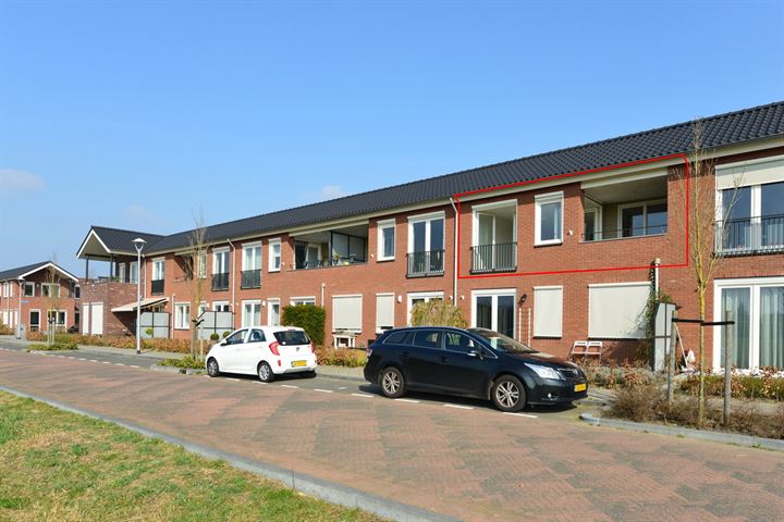 View photo 1 of Lindenlaan 7