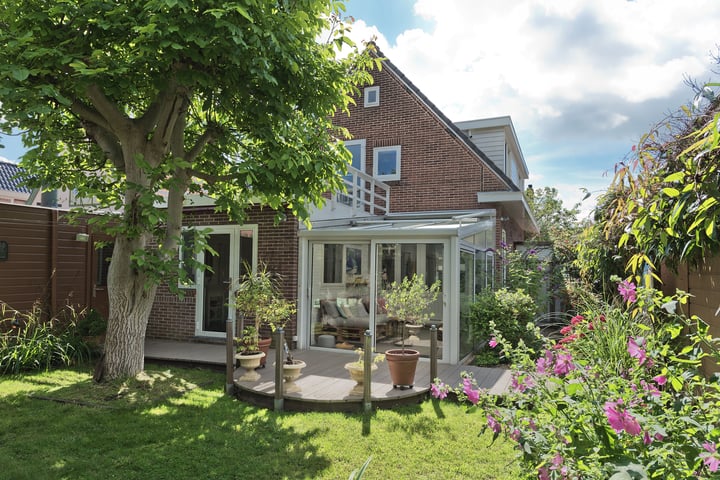 Bekijk foto 2 van Hadleystraat 15