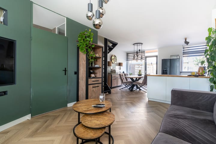 Photo 8 of Strawinskystraat 11
