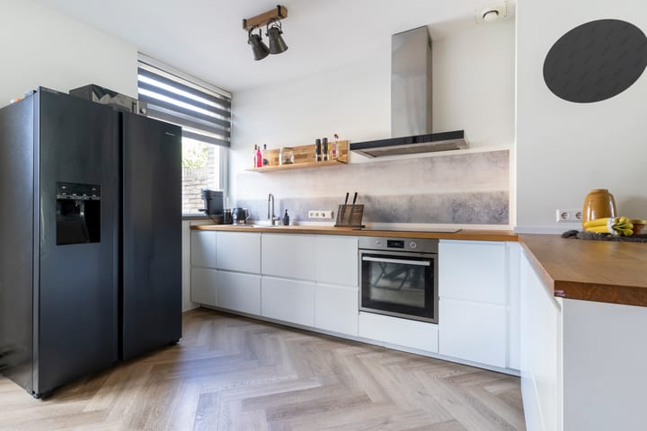 Photo 11 of Strawinskystraat 11