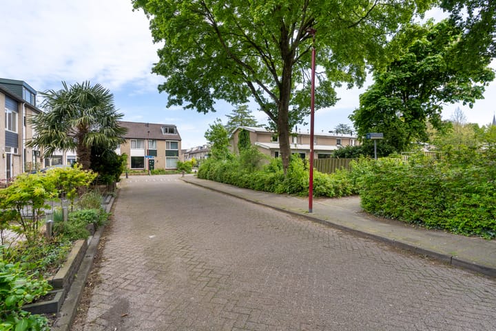 Photo 30 of Strawinskystraat 11