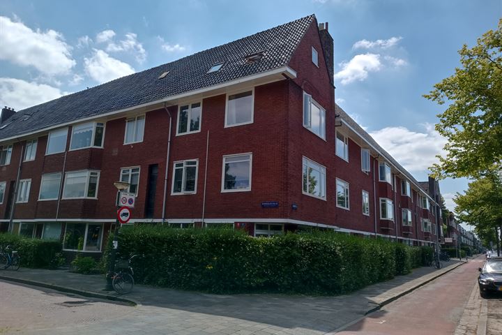 Bekijk foto 1 van Hamburgerstraat 74-A