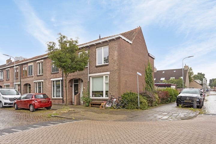 Bekijk foto 1 van Prins Mauritsstraat 76